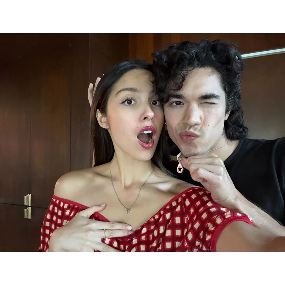 Olivia Rodrigo x Conan Gray Friendship Necklace Set - Image 3